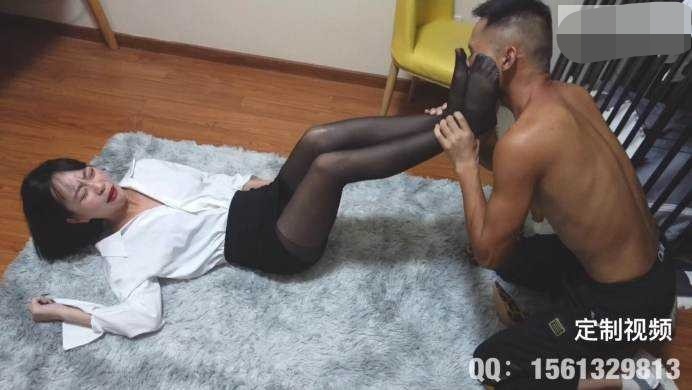 瑶酱被歹徒尾随强行天黑丝脚