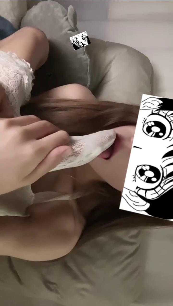 定拍-大二妹子自天裸足