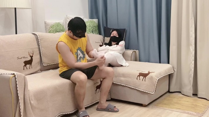 鹿宝儿原创-白丝黑皮鞋教师vs恋足学生