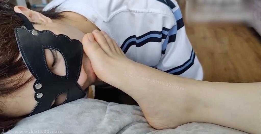 002125zuqj7pwjwl7uqqlq