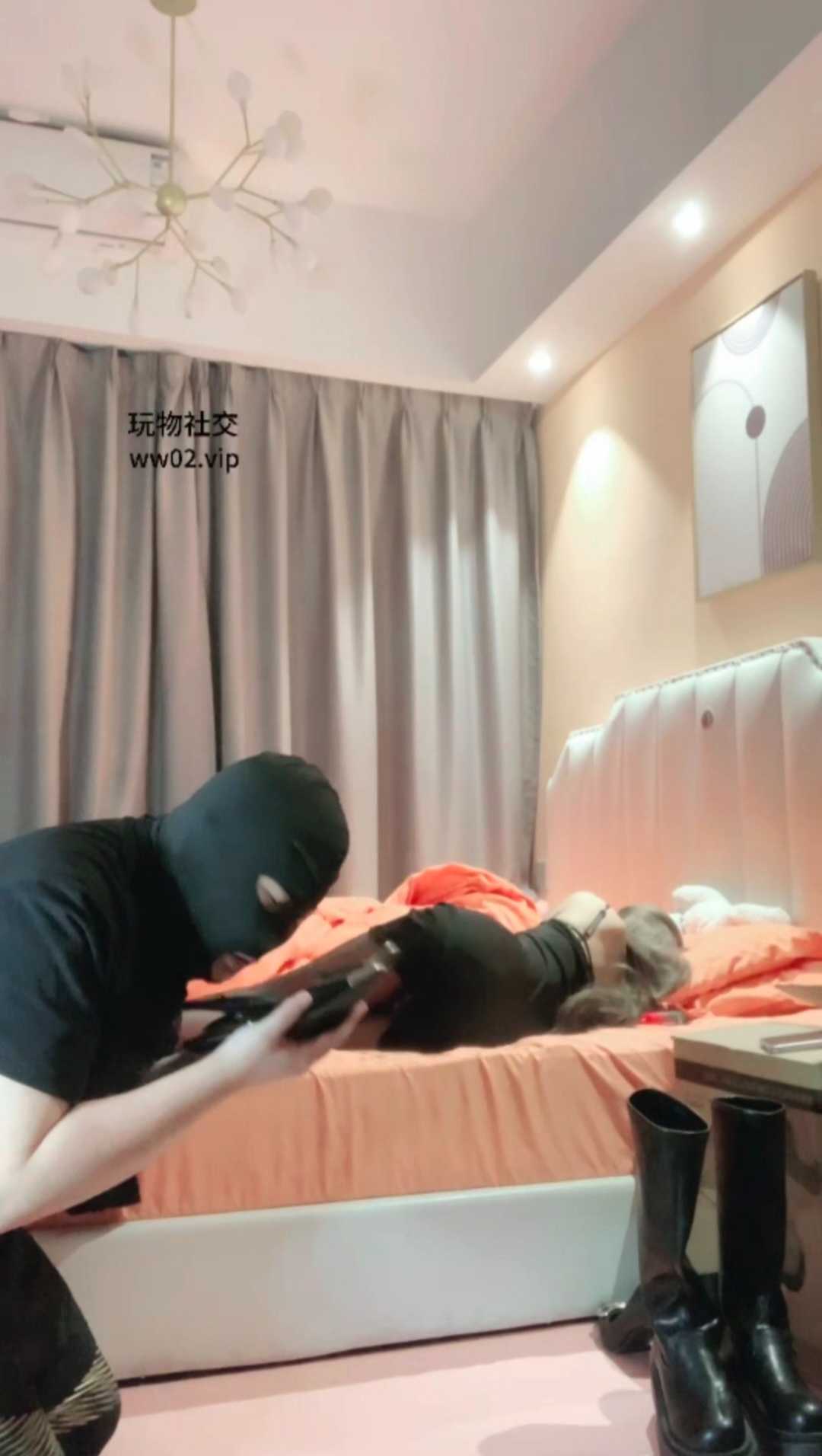 101959dy5xhegezzmglopp