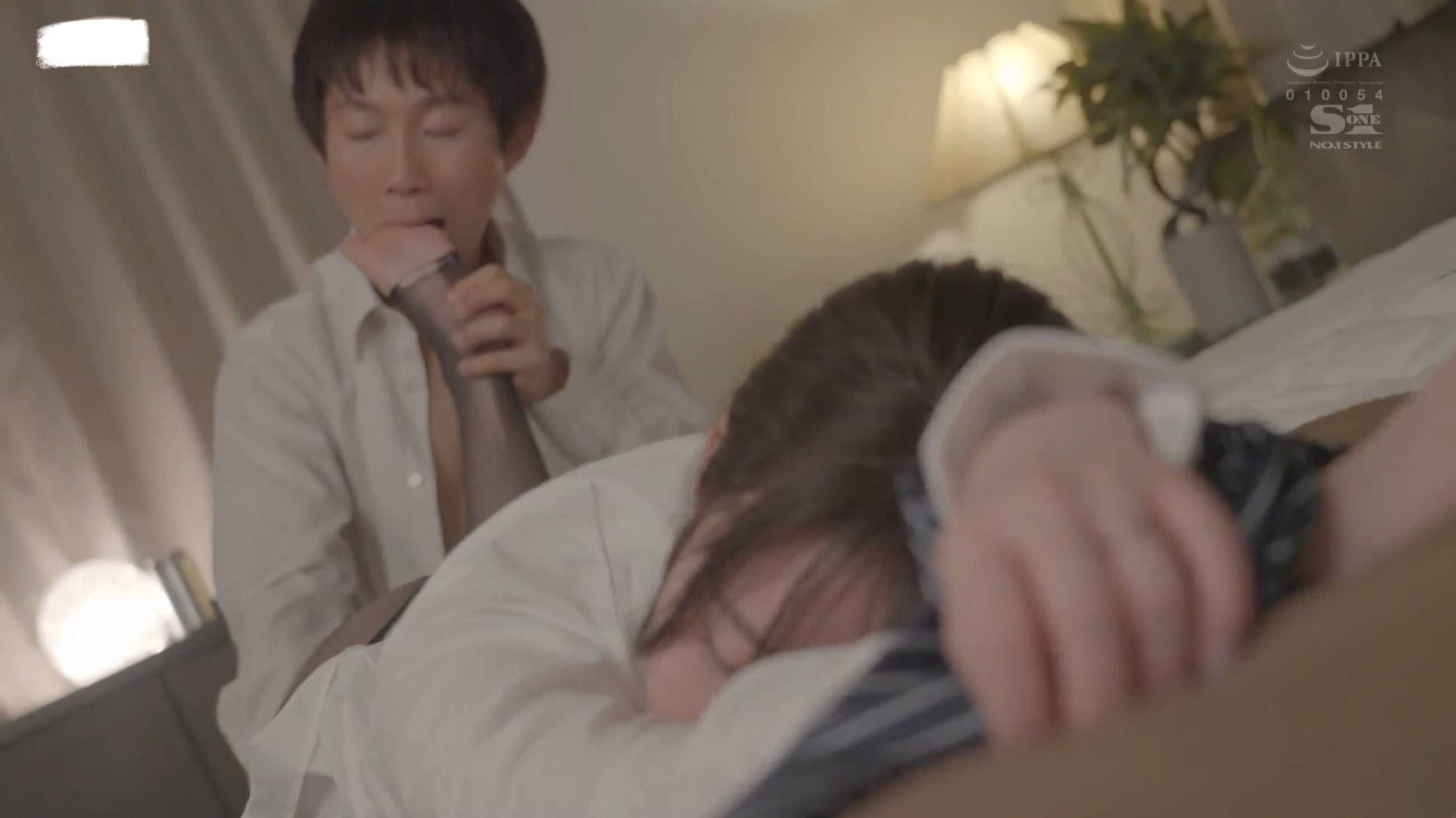 130418jxuq36fz62fq2jb3