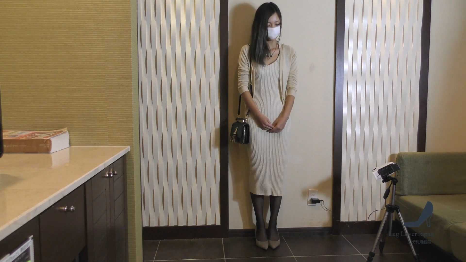 日本脚模面试需让面试官天脚品尝