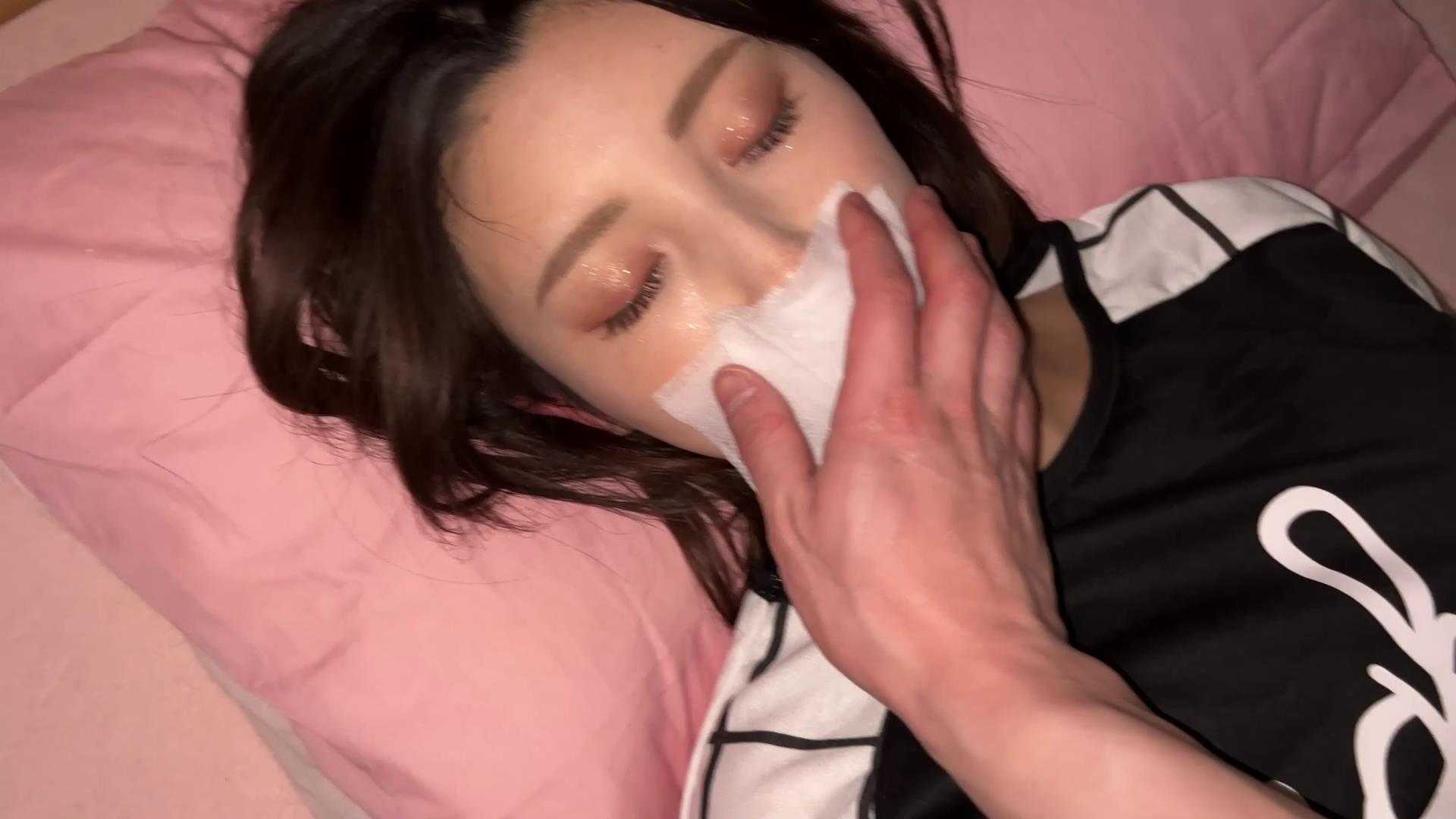 暗黑王子-放倒多名少女天吃她们的嫩脚 下