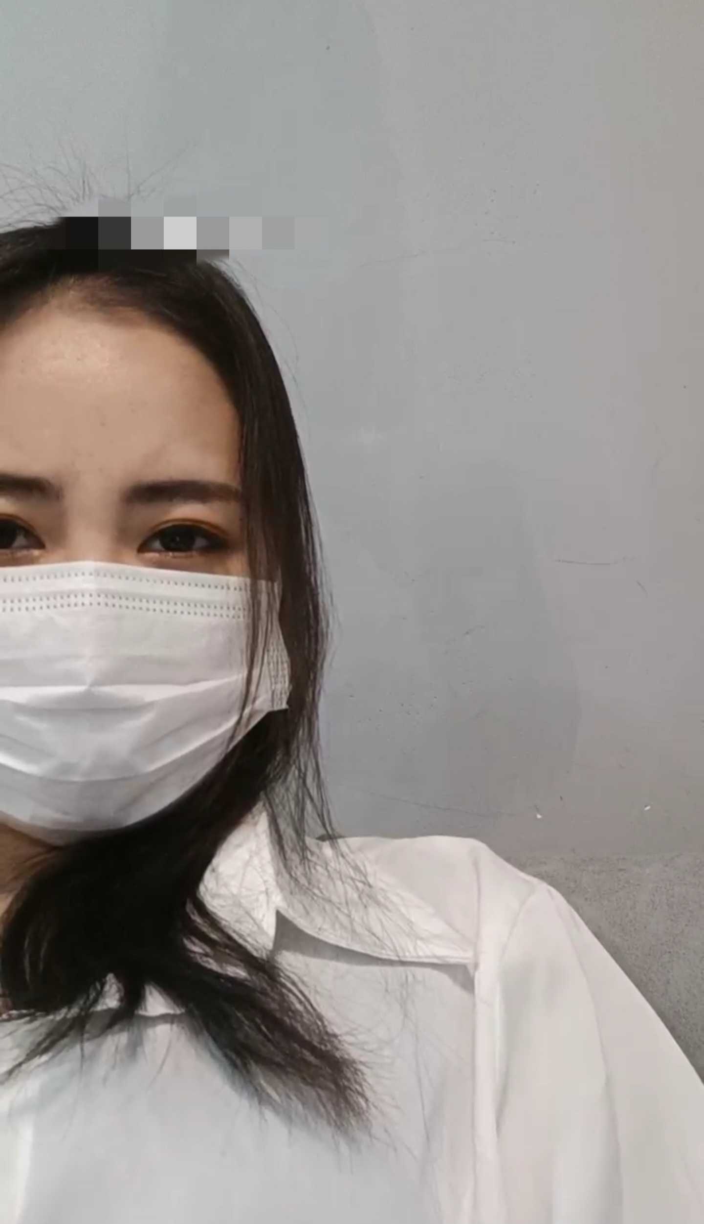 约来小区素人少妇闻天肉丝脚