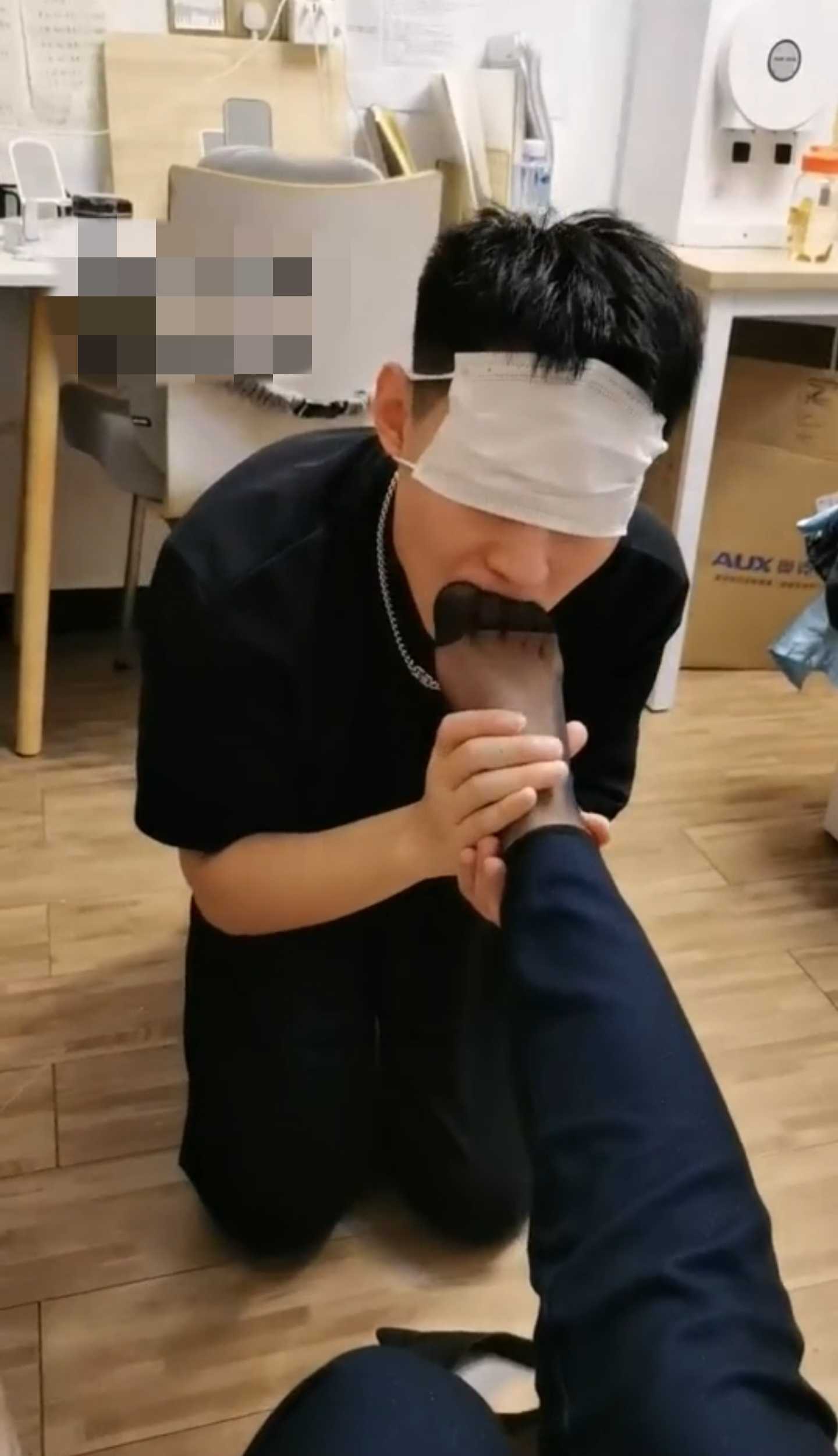 111942vqyk59xo2ne5yl27