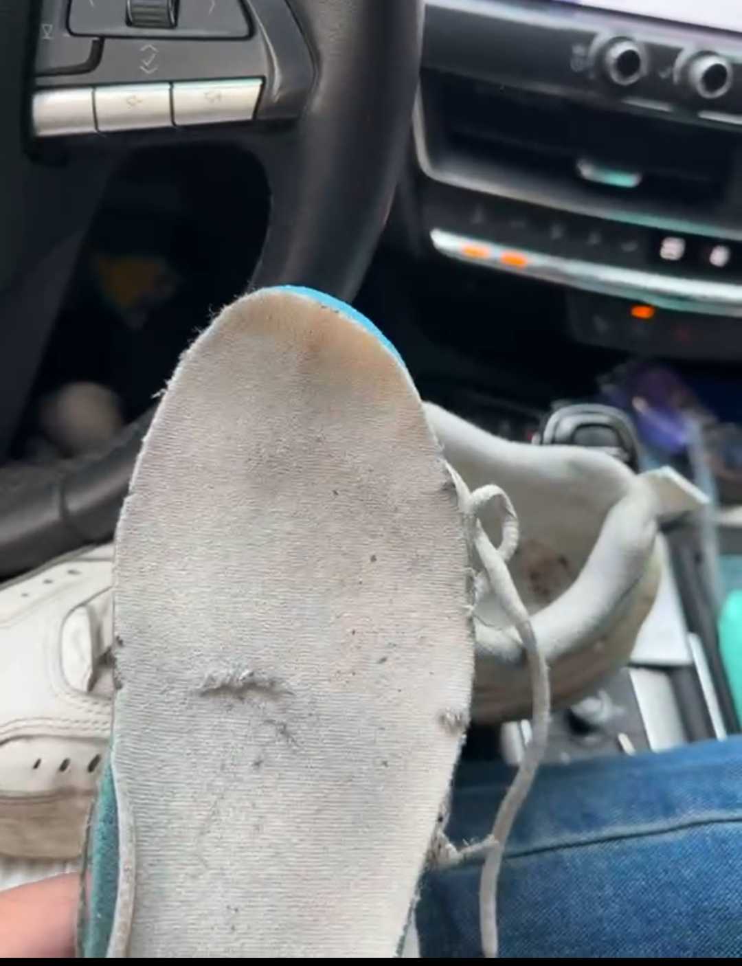 121341qw63ctfd66zll6tl