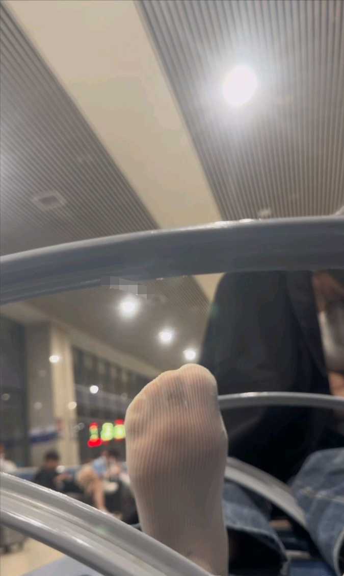 173234sj1t2njmp4nusj25