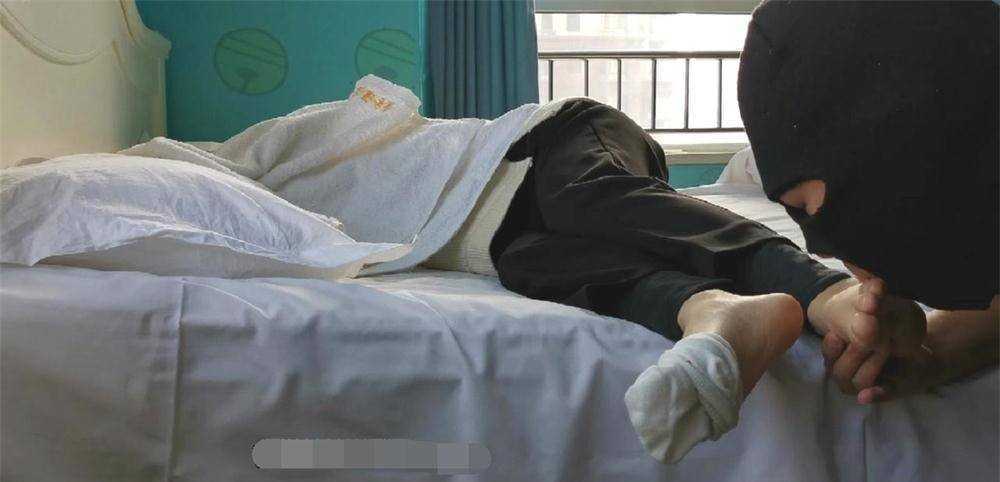 201818zo711kua47i6u600