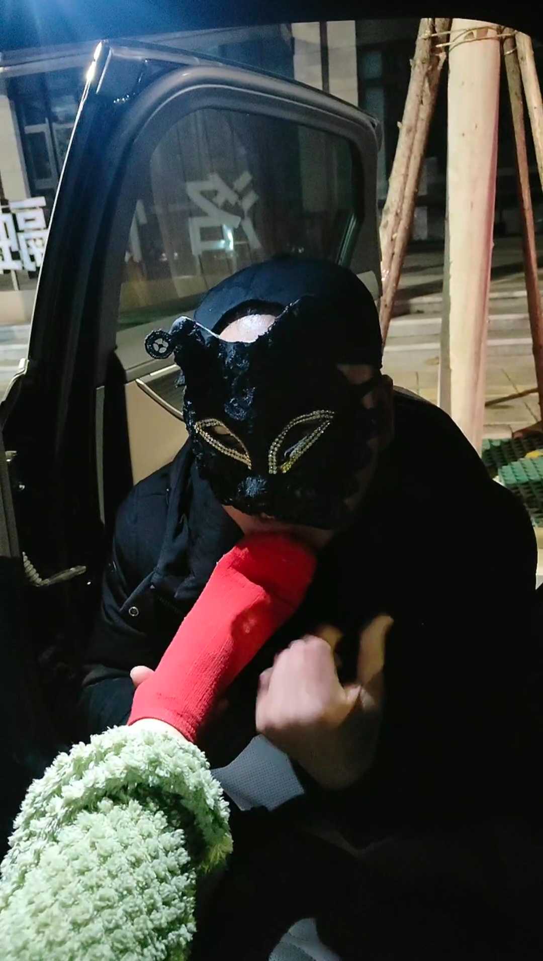 214907j0hng2vov8fkjvd2