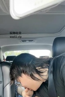 素人挖掘机-开发素人小姐姐玉足蹂躏