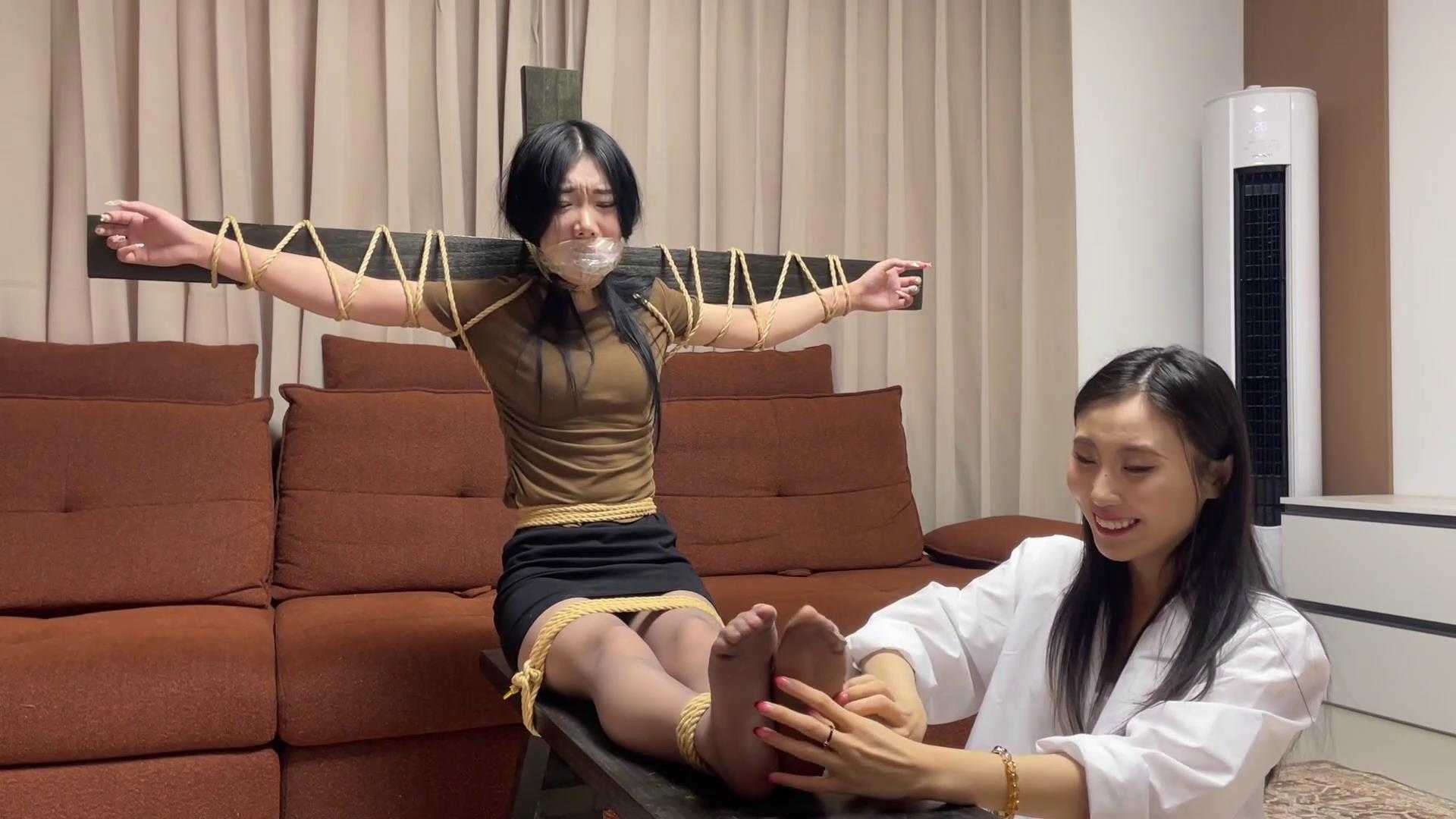 122030unyzztp7p7w21ic2