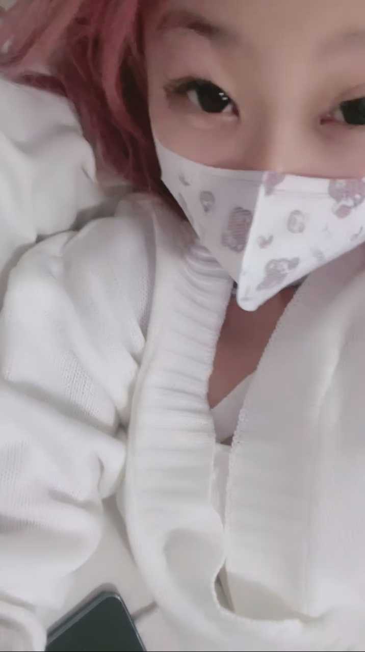 十三妹-带大娘来三人一起天脚