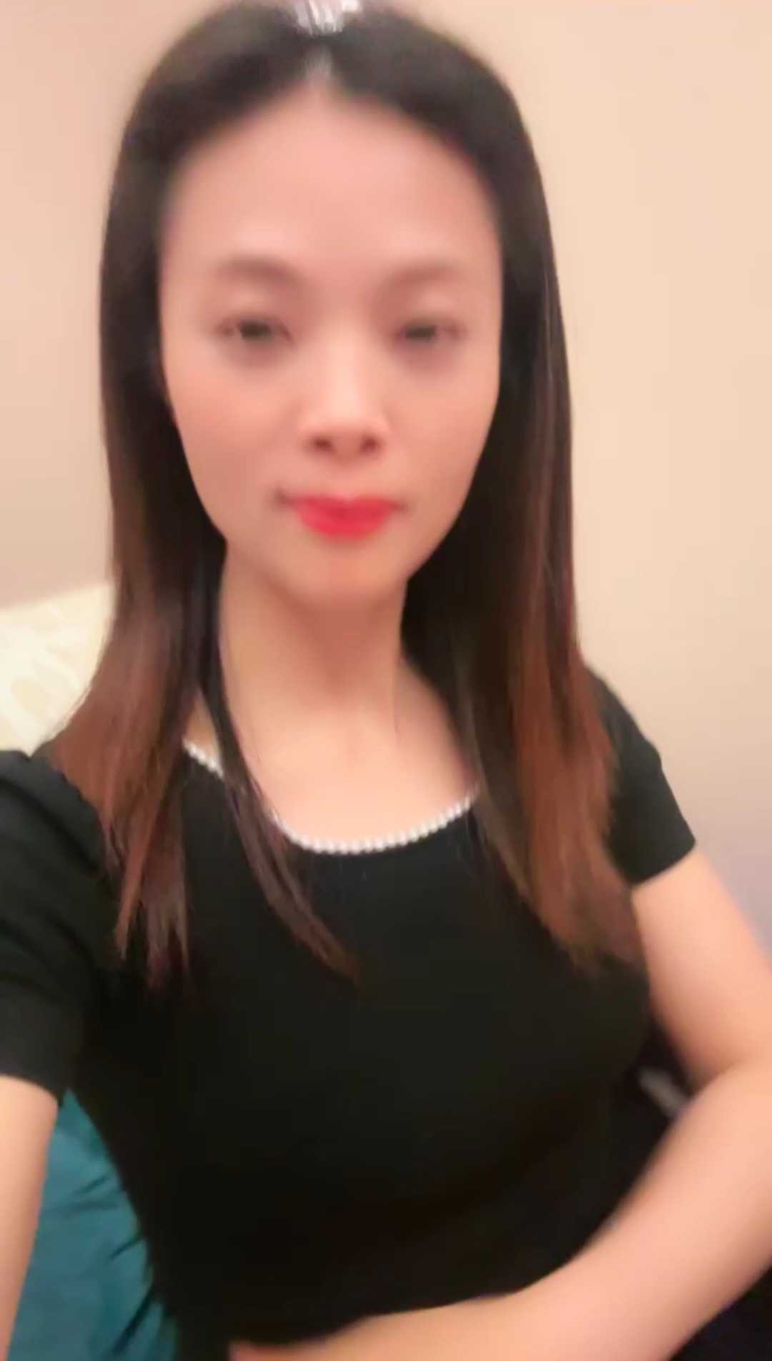 花钱天少妇技师的脚