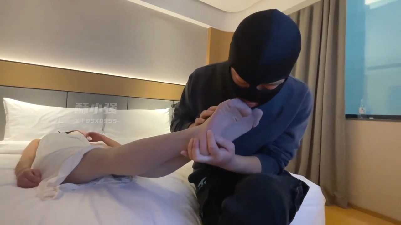 104448lwjluxxuwlwrosuw