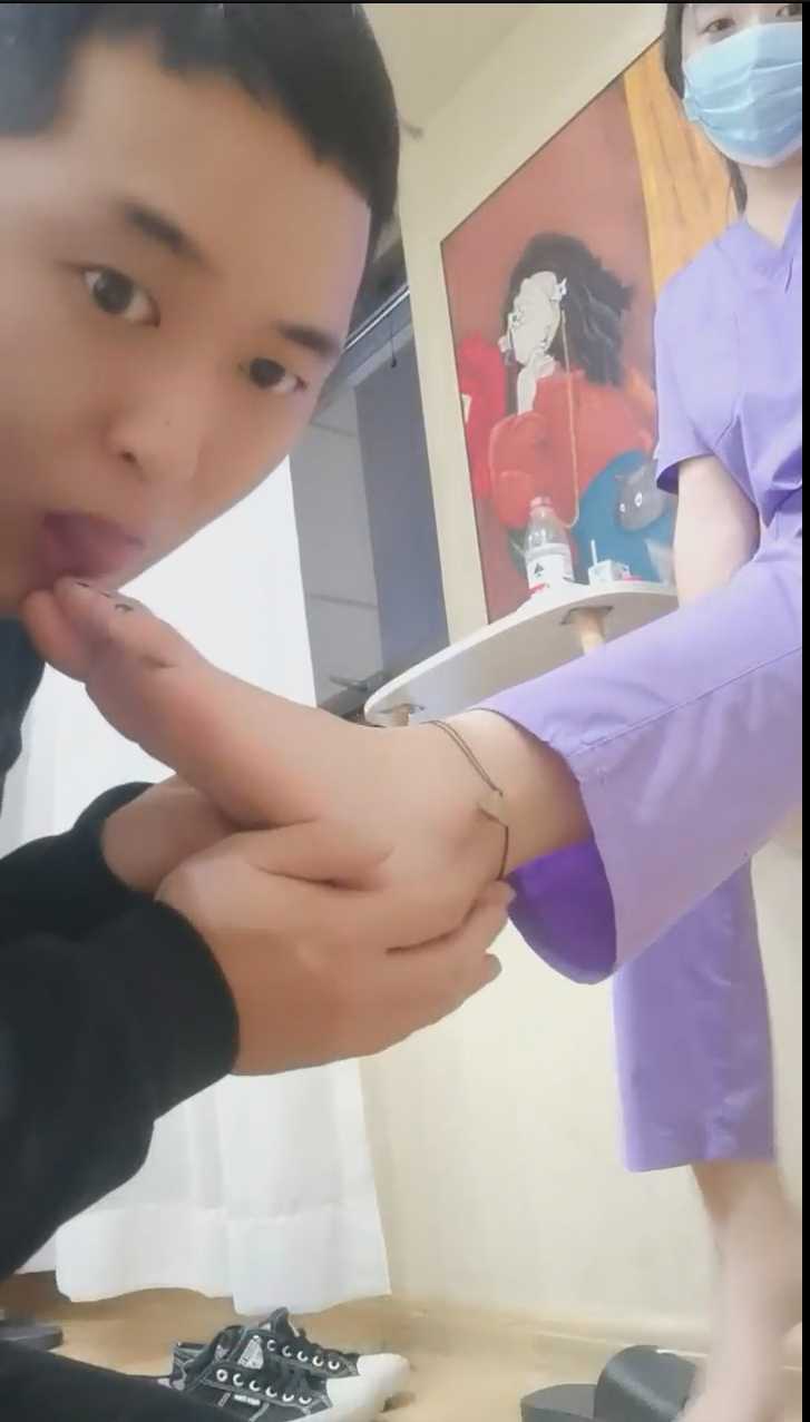 天素人护士裸足