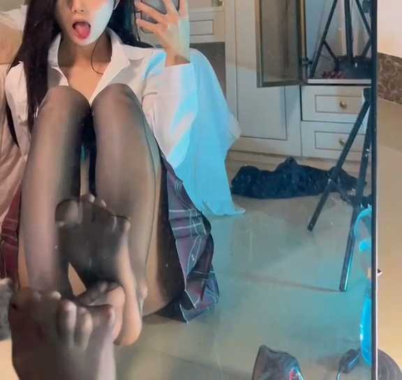 213842fksmhkz7g1ddosq8