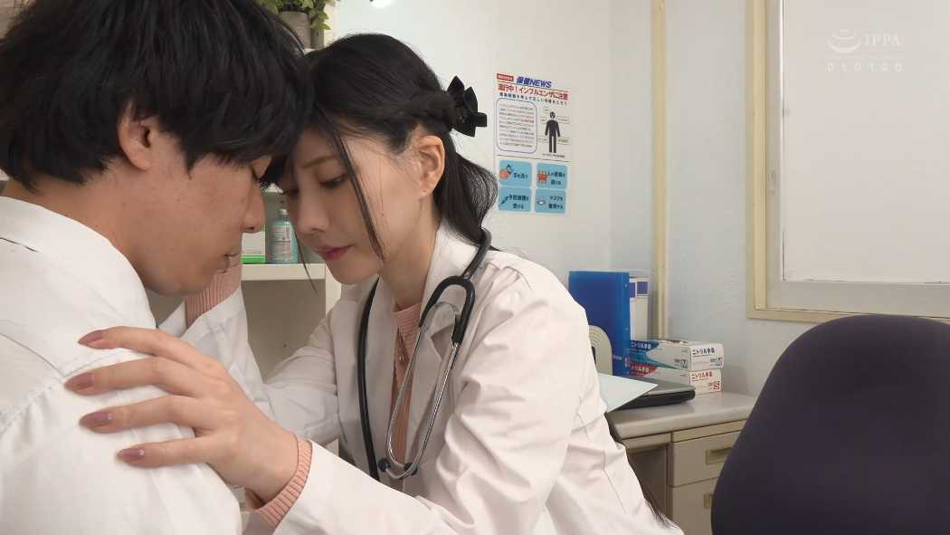 品尝日本医生裸足，短蕾丝袜