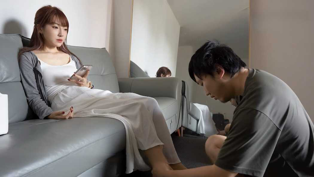 红颜榜—日常侍奉桃子的美脚