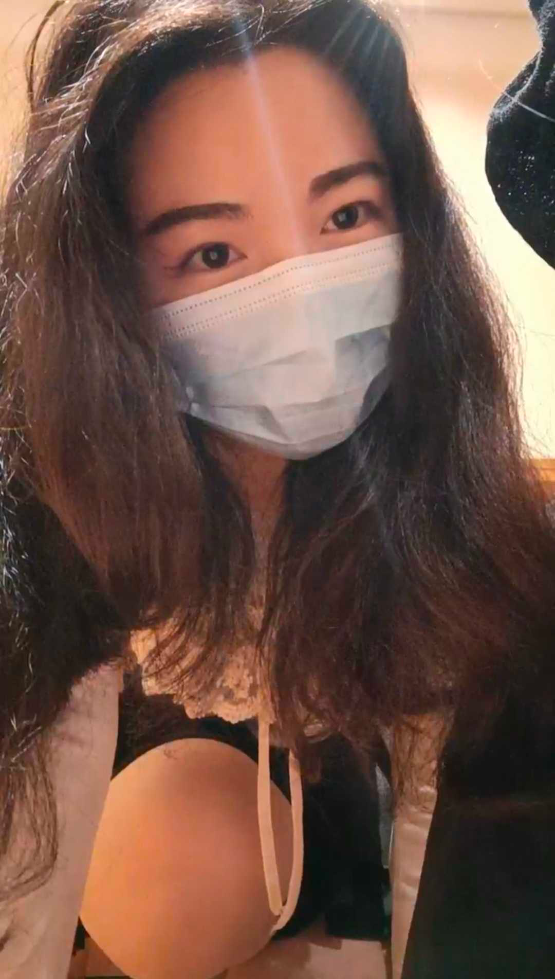 梵高—开发采耳店店长品尝丝足