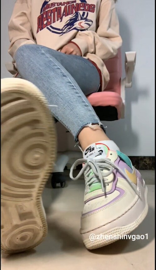 03护理学女大定制棉袜臭脚语言诱导