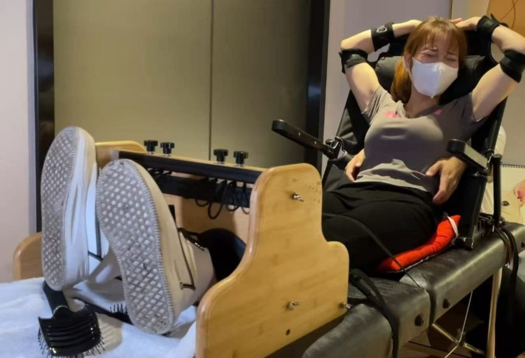 【重磅】[行乐原创] 大姐超怕痒tk 破解版