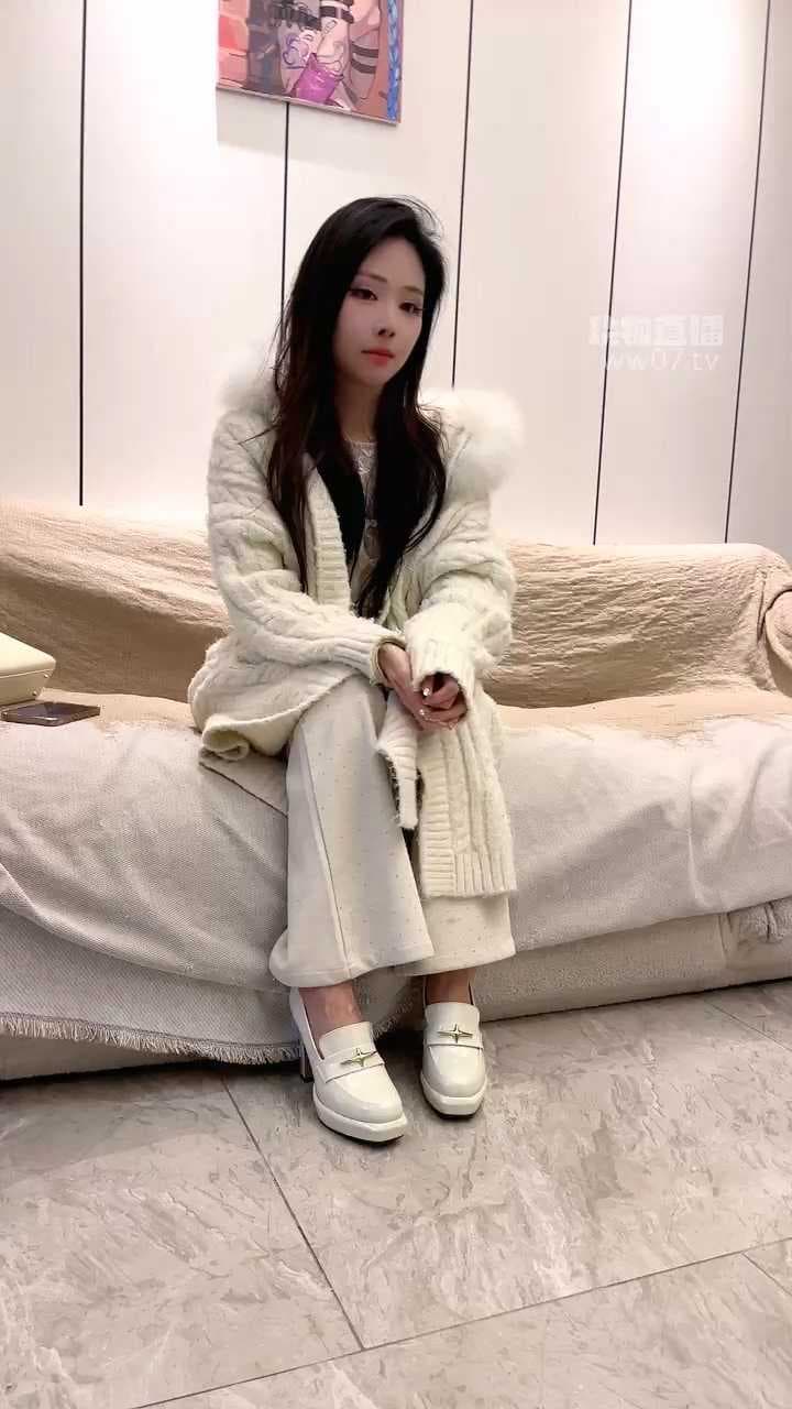 小饭团—狂tian素人原味裸足