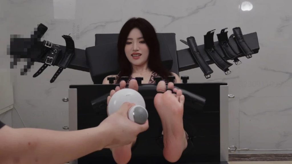 澳门映画-0394 知名女S楠熙痒刑折磨 无水印版已发